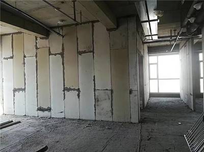 惠民住宅樓FPB輕質(zhì)隔墻板 打造綠色建筑的創(chuàng)新之選